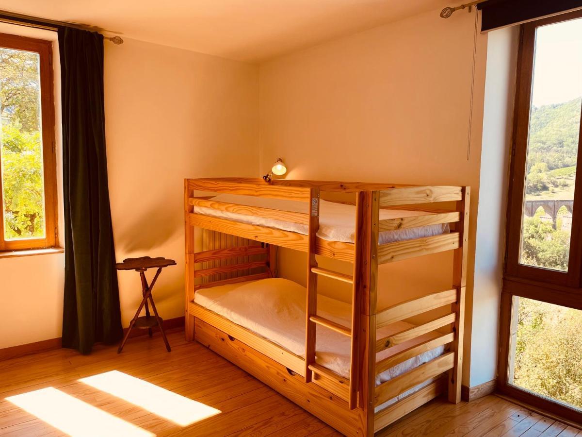 Maison De Famille Et D'Ami-E-S Valady Buitenkant foto