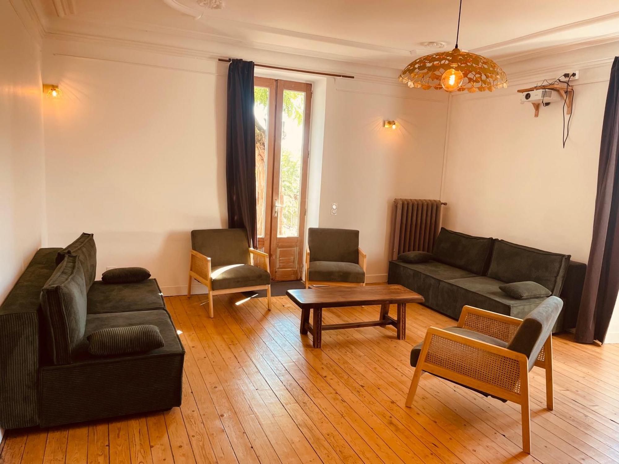 Maison De Famille Et D'Ami-E-S Valady Buitenkant foto